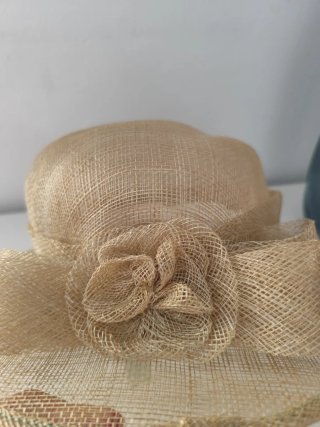 Sombrero rejilla Pronovias beige mujer