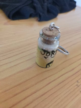 Llavero Botella Arena Jordania