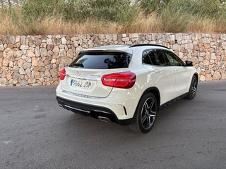 Mercedes-Benz GLA AMG Techo solar eléctrico
