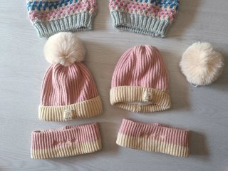 Gorros y diademas de punto para niña