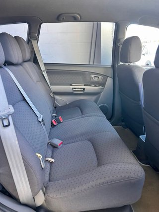 KIA Carens 2004