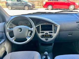 KIA Carens 2004