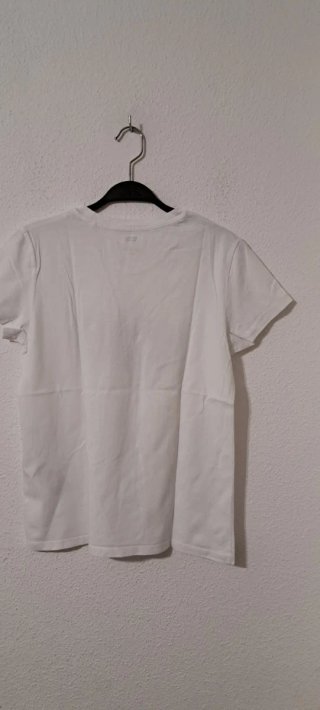 Camiseta Levi's Blanca Estampado Floral