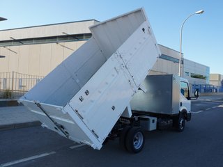 NISSAN NT400 CABSTAR *** 32.000 Kms ***