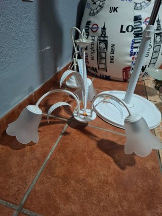 Lámpara de techo blanca