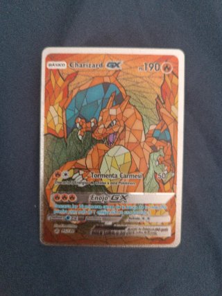 Carta Pokémon Charizard GX Tormenta Carmesí