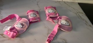 Rodilleras y coderas Hello Kitty rosas