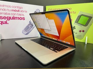 MacBook Air M2 15 8-Core 3.4GHz