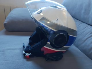 Casco HJC i40 Talla L, de regalo un bluetooth