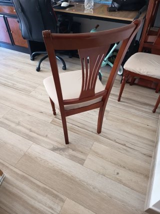Sillas de comedor de madera (6 unidades)