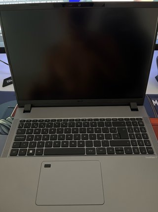 Portátil Acer i5 13ª Gen 16GB RAM TravelMate P216