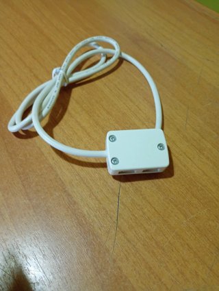 DISTRIBUTORE A 4 VIE PER LUCI LED RGB