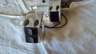 Controles Manillar RST Aluminio