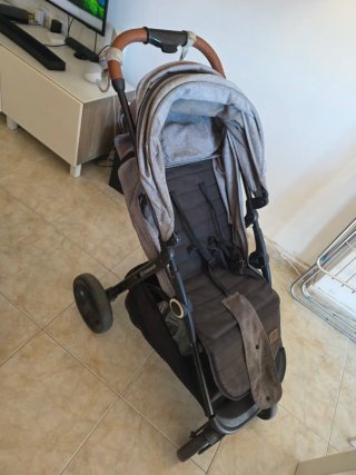 Silla de paseo Kinderkraft gris