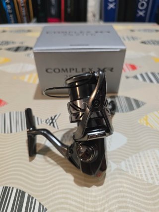 CARRETE SHIMANO COMPLEX XR 2500 F6