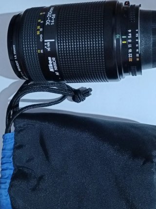 Obiettivo Nikon AF 70-210