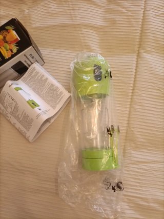Batidora Portátil Recargable EURO-TEC CD-1002G
