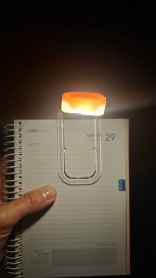 Lámpara LED rosa recargable USB