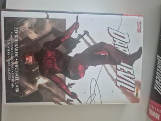 Daredevil omnibus Bendis 1 y 2 y Brubaker 1