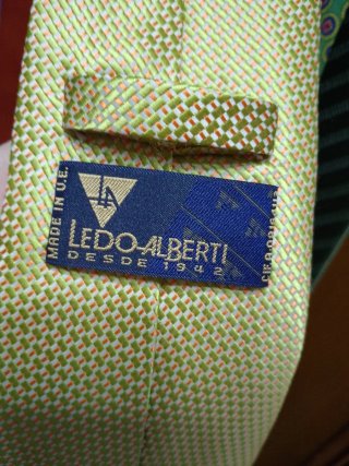 Lote de 10 Corbatas Variadas.