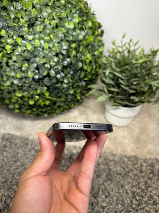 iPhone 15 Pro - 512GB.