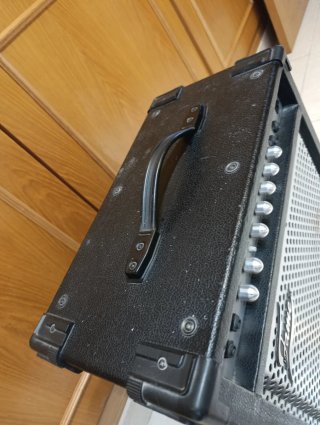 Amplificador Guitarra Fame PL-60R