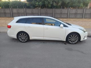 Toyota Avensis 2016