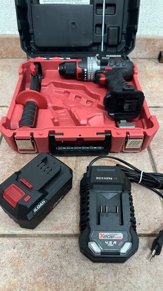 Taladro percutor/Atornillador 20V