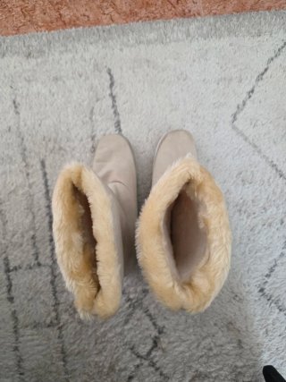 Botas Nieve calentitas beige talla 37