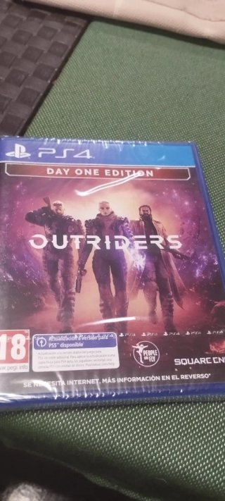Outriders Day One Edition PS4