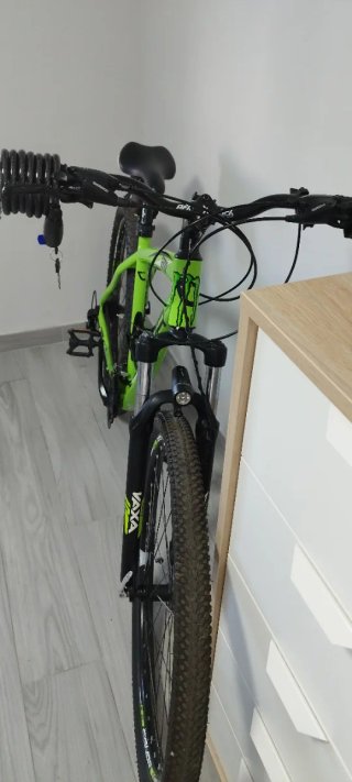 Bicicleta MTB Conor 6800 29" + Candado + Accesorio