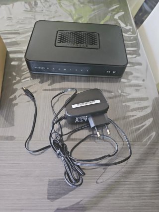 Router Netgear CG3100D Gateway WiFi