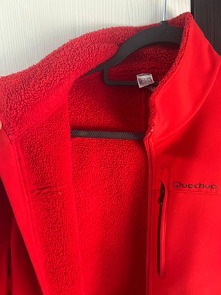Chaqueta polar Quechua roja