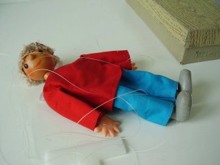 Marioneta años 60 sin estrenar, en caja original.