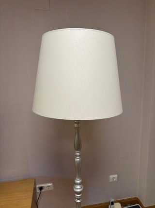 Lampara de pie madera Maisons du monde