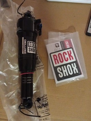 Rock Shox Deluxe Ammortizzatore MTB Nuovo