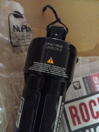 Rock Shox Deluxe Ammortizzatore MTB Nuovo