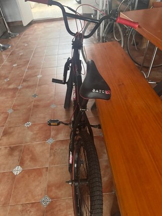 Bicicleta BMX Detox