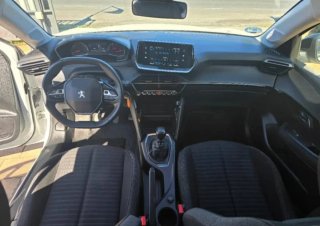 Peugeot 208 2021