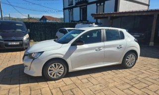 Peugeot 208 2021