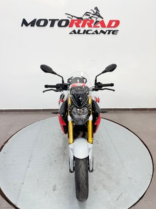 BMW F900R 2019