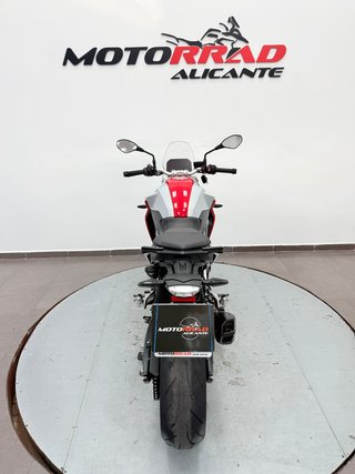 BMW F900R 2019
