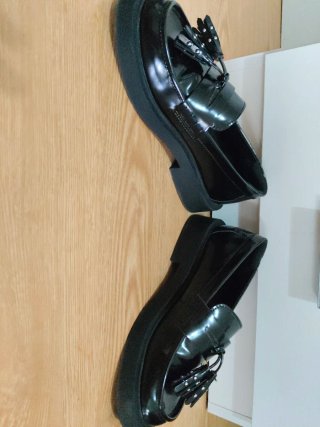 Mocasines niña negros con flecos