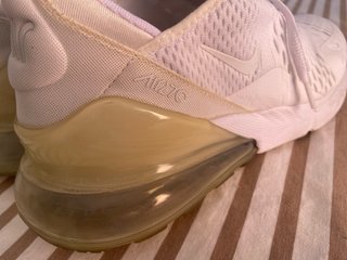 Nike Air 270 Mujer blancas