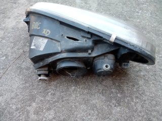 Faro del. Citroën Saxo 2