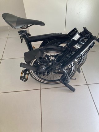 Bicicleta Brompton C Line M6L Negra
