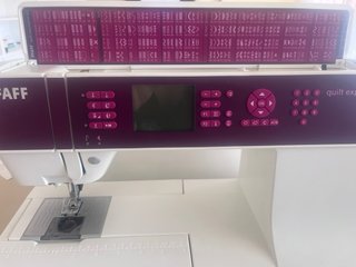 Máquina de coser Pfaff Quilt Expression 4.2