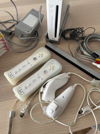 Consola Nintendo Wii Blanca + Juegos y Accesorios