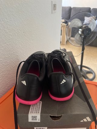 Zapatillas Adidas Negras y Rosas