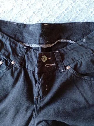 Pantalones Pirata Negro T.38 y Azul T40